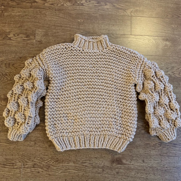 macaroon baby sweater